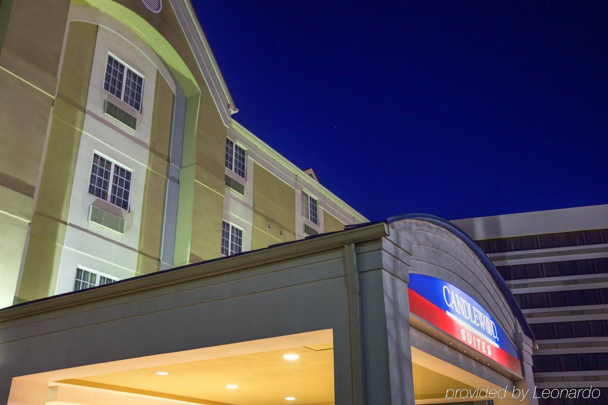 Candlewood Suites Virginia Beach Town Center By Ihg Exterior photo