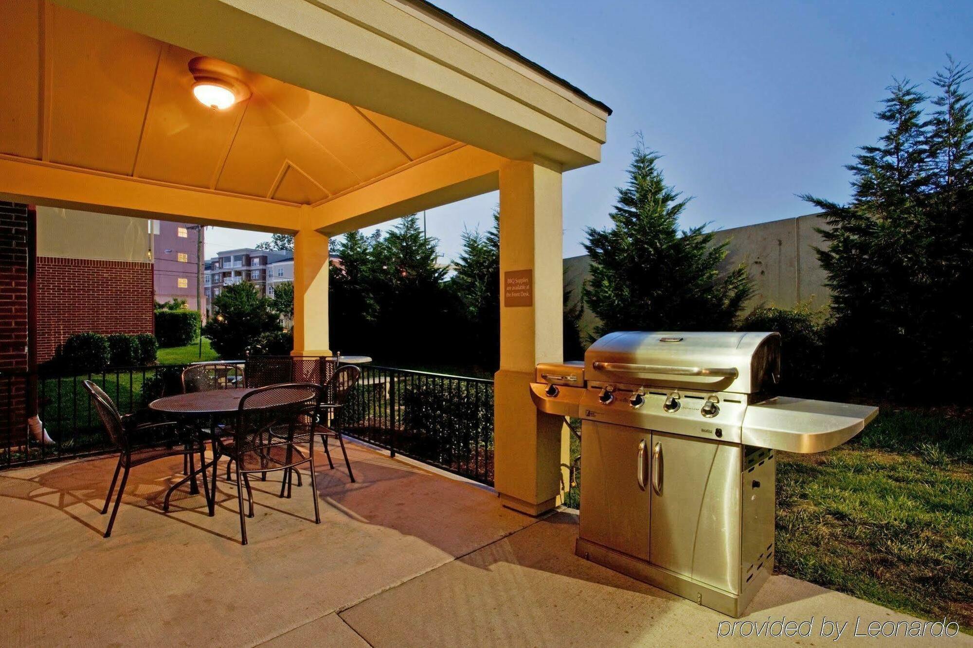 Candlewood Suites Virginia Beach Town Center By Ihg Exterior photo